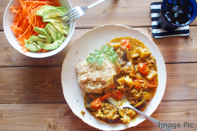 比内地鶏カレー