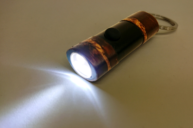 樺細工（桜皮細工）,ledキーホルダー