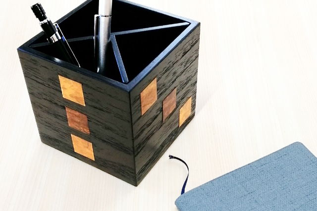 樺細工,ペンスタンド